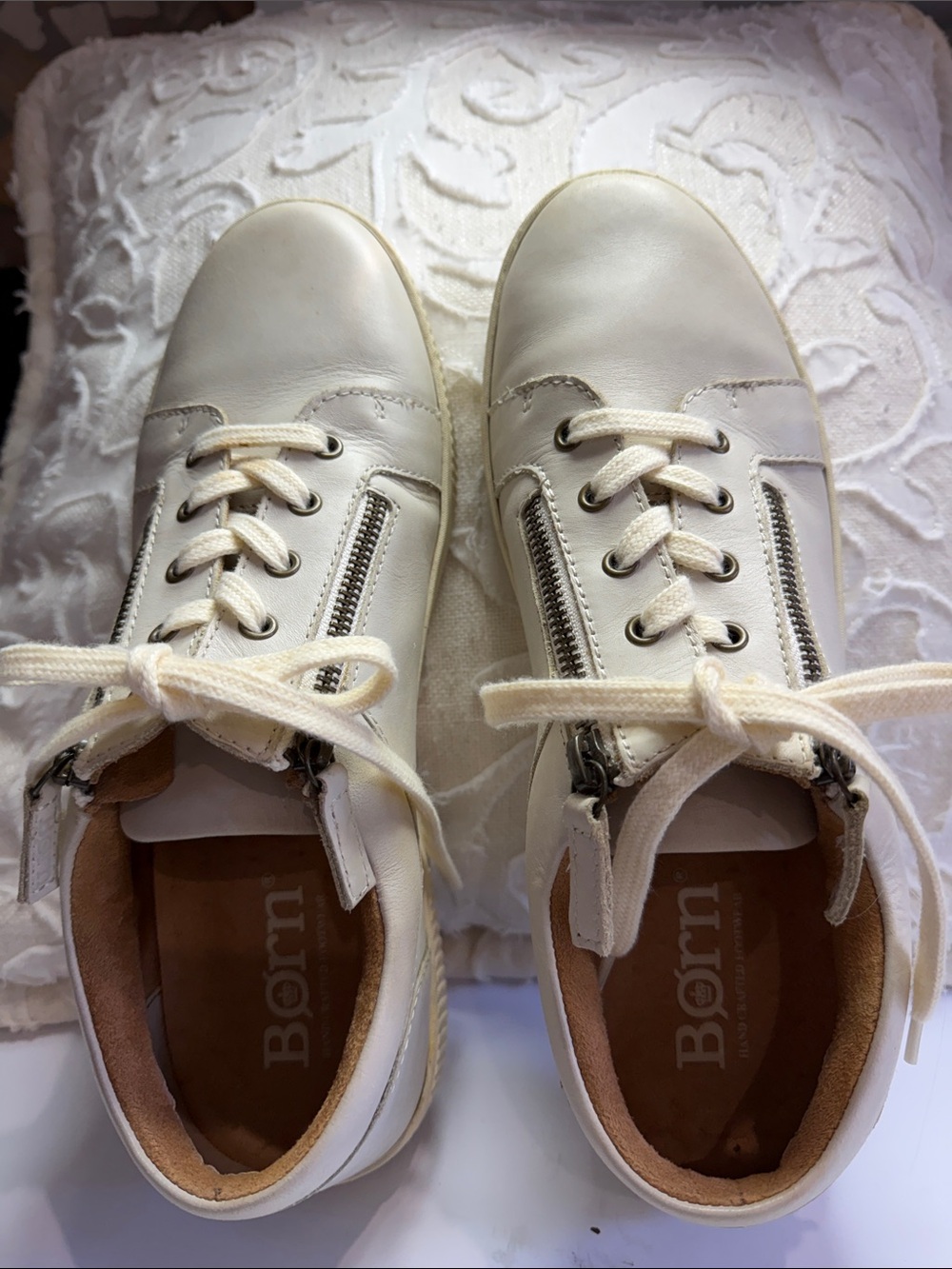 Born Cream Leather Lace-Up Sneakers with Side Zippers